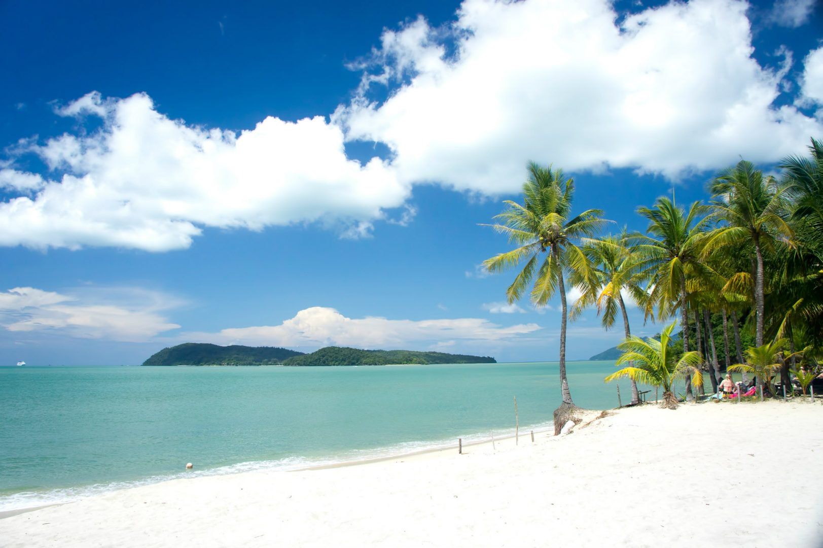 beach-langkawi-island-malaysia-visit-ctm